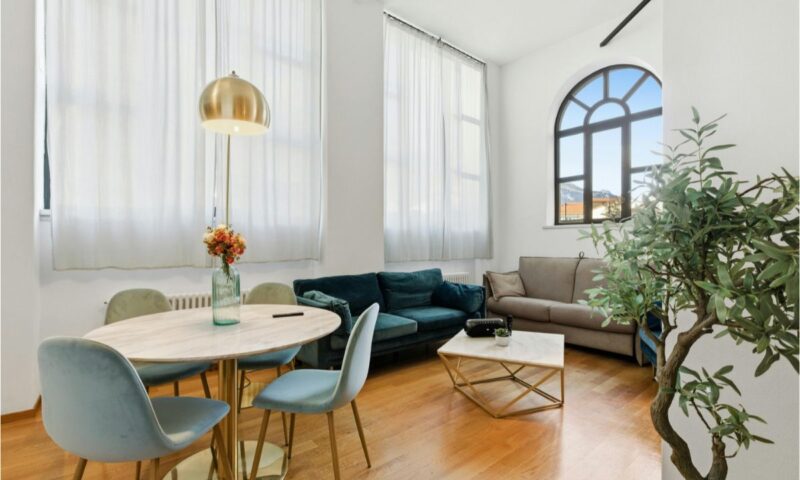 Agrandir son salon : 10 solutions pour pousser les murs