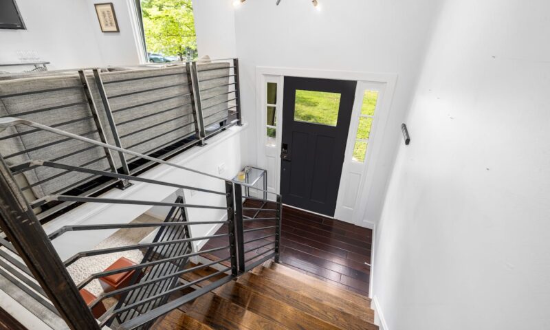 Rigidité du garde-corps avec poteaux inox