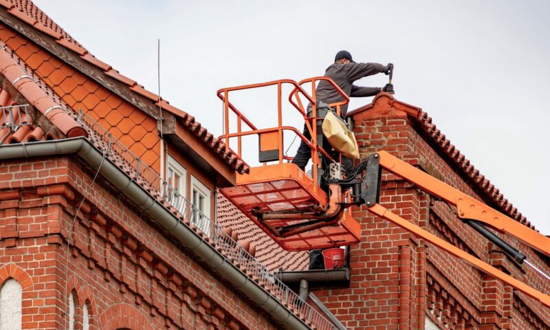 Quel matériau choisir pour une rénovation de toiture durable ?
