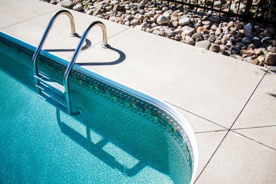 Comment choisir les margelles de piscine idéales ?