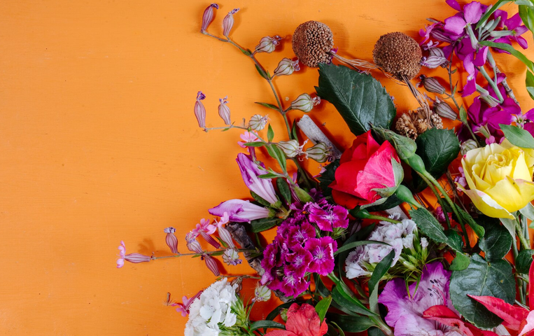 Des fleurs fraîches pour une ambiance printanière et parfumée
