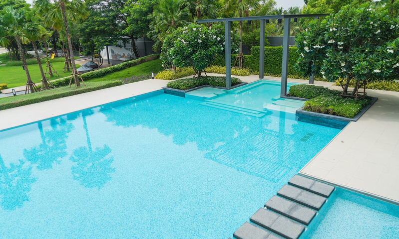 Construction, rénovation et entretien : les services d’un pisciniste